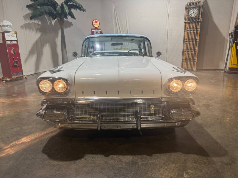 1958 Pontiac Chieftain