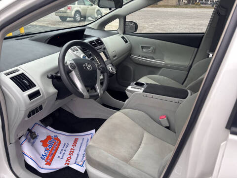 2014 Toyota Prius v Five