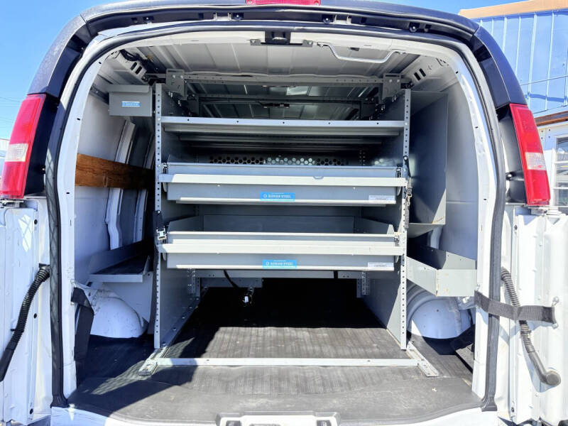 2018 Chevrolet Express 2500