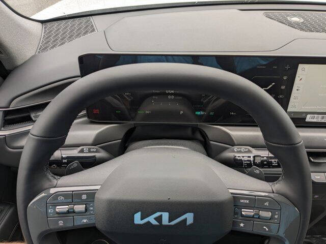 2024 Kia EV9 Light Long Range