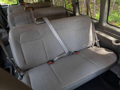 2025 Chevrolet Express 2500