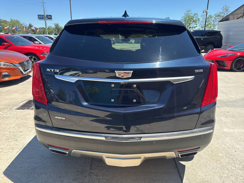 2017 Cadillac XT5 Platinum