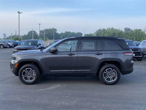 2023 Jeep Grand Cherokee Trailhawk 4xe