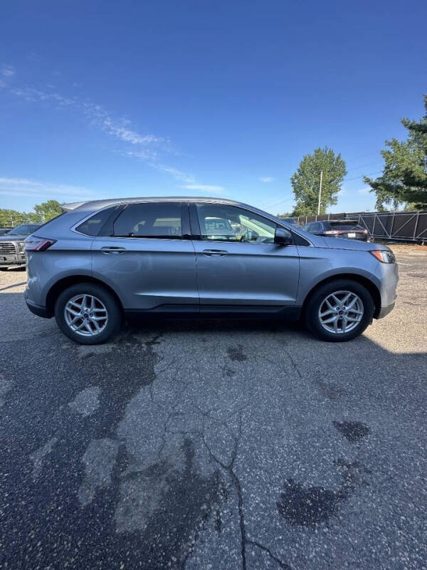2022 Ford Edge SEL