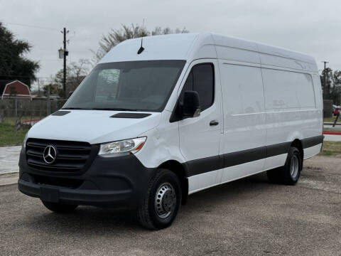 2021 Mercedes-Benz Sprinter for sale at Loco Motors in La Porte TX