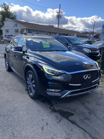 2018 Infiniti QX30 Premium