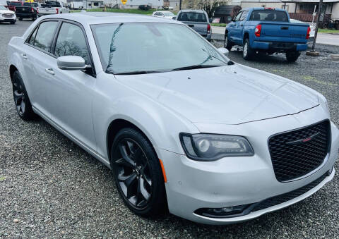 2023 Chrysler 300 for sale at Gutberlet Automotive in Lowell OH