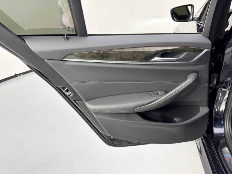 2021 BMW 5 Series 540i