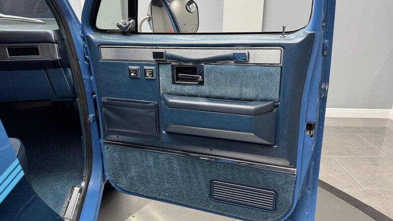 1987 Chevrolet R/V 10 Series