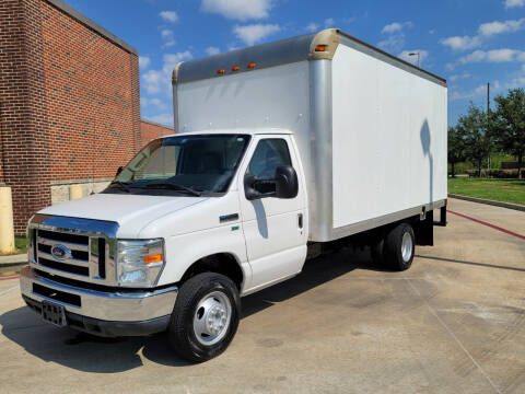 2014 Ford E-Series for sale at AUTO DIRECT in Houston TX