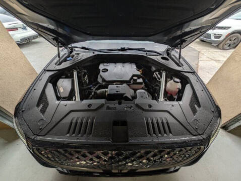 2023 Genesis GV70 2.5T Standard