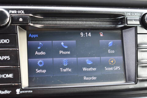 2017 Toyota RAV4 SE