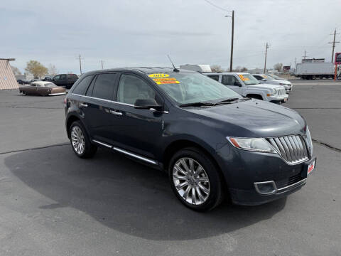 2014 Lincoln MKX for sale at CHINO'S AUTO SALES LLC in Fallon NV