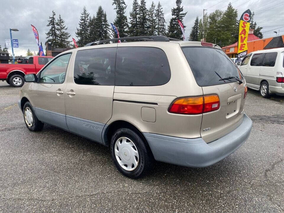 2000 Toyota Sienna for sale at OXY AUTO in Marysville, WA