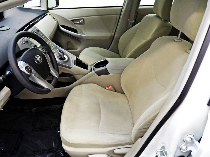 2014 Toyota Prius Two