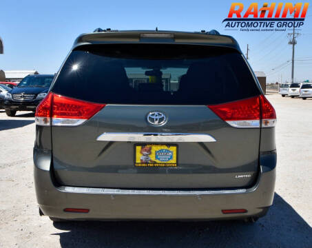 2011 Toyota Sienna Limited 7-Passenger