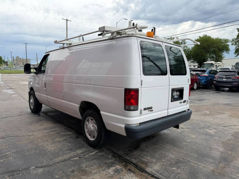 2014 Ford E-Series E-150