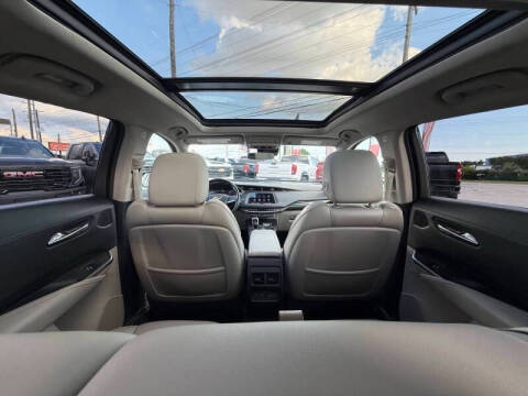 2021 Cadillac XT4 Premium Luxury