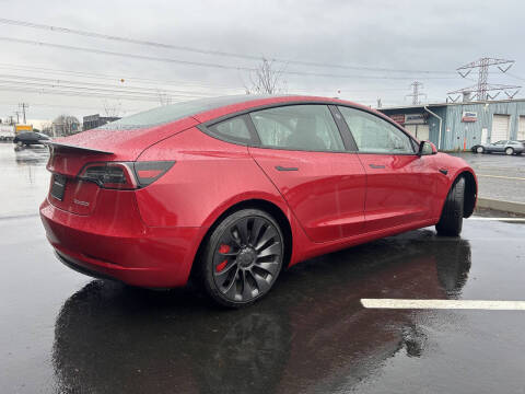 2023 Tesla Model 3 Performance