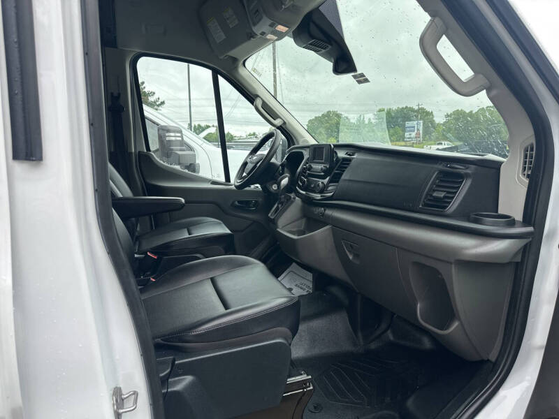 2023 Ford Transit 250