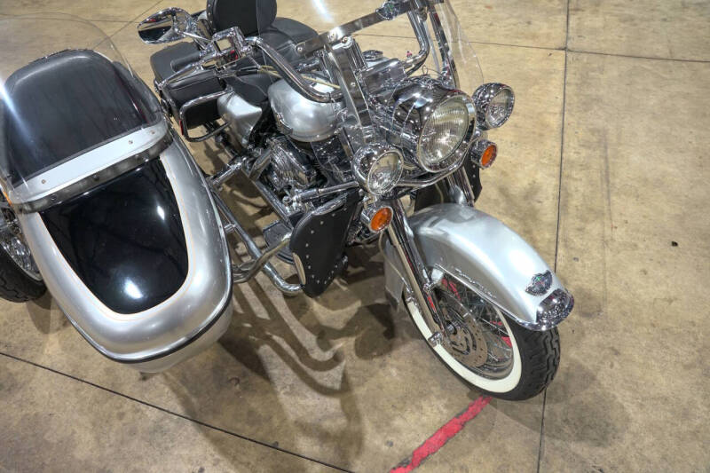 2003 Harley-Davidson FLH