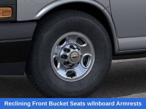 2025 Chevrolet Express 2500