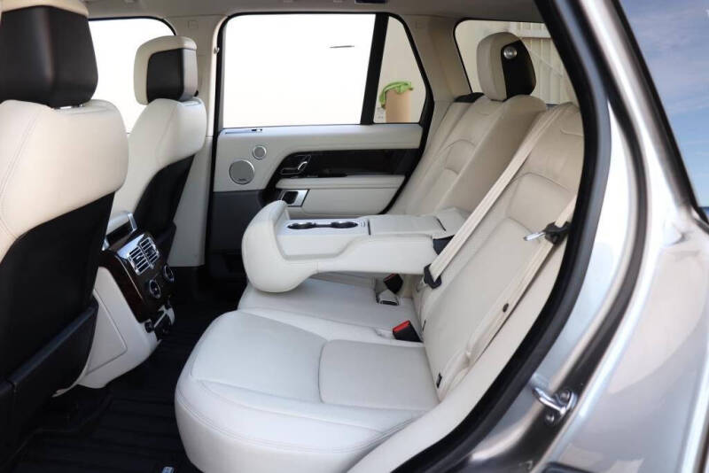 2020 Land Rover Range Rover P525 HSE