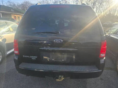 2004 Ford Explorer XLT