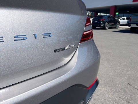 2023 Genesis G70
