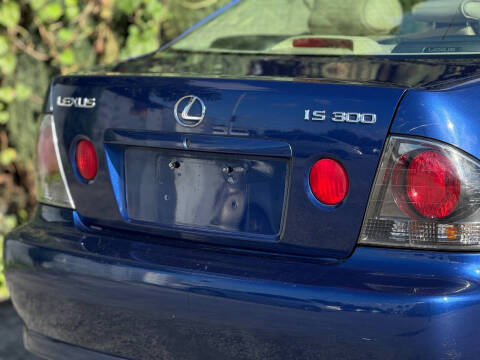 2003 Lexus IS 300