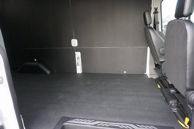 2025 Ford Transit 250