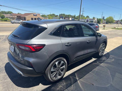 2024 Ford Escape Platinum