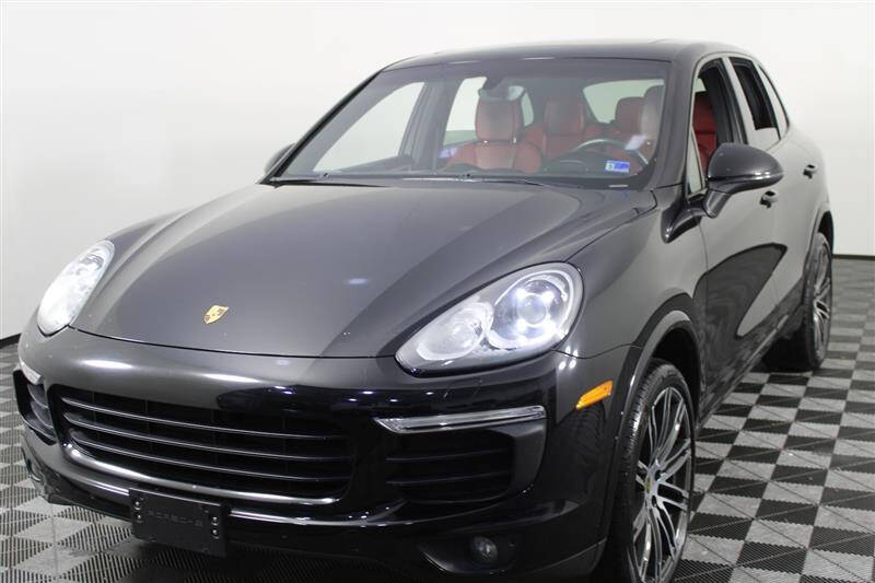 2017 Porsche Cayenne Platinum Edition