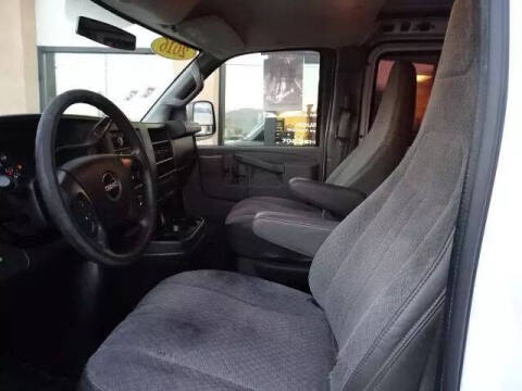 2016 GMC Savana 2500