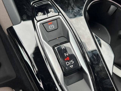 2025 Audi Q5 quattro Prestige TFSI