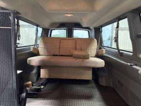2017 Chevrolet Express LT 3500