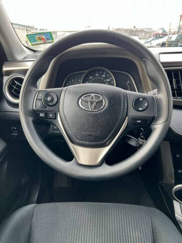 2014 Toyota RAV4 LE