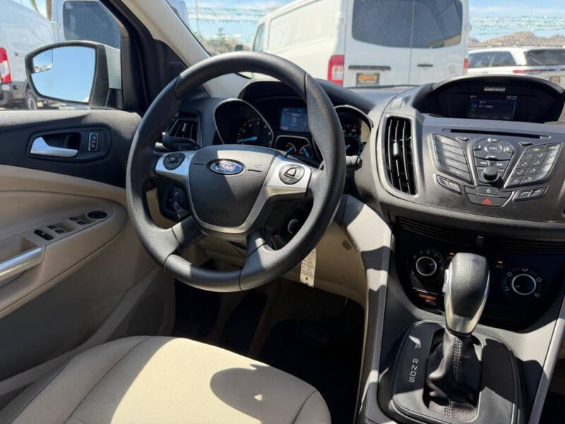 2015 Ford Escape SE