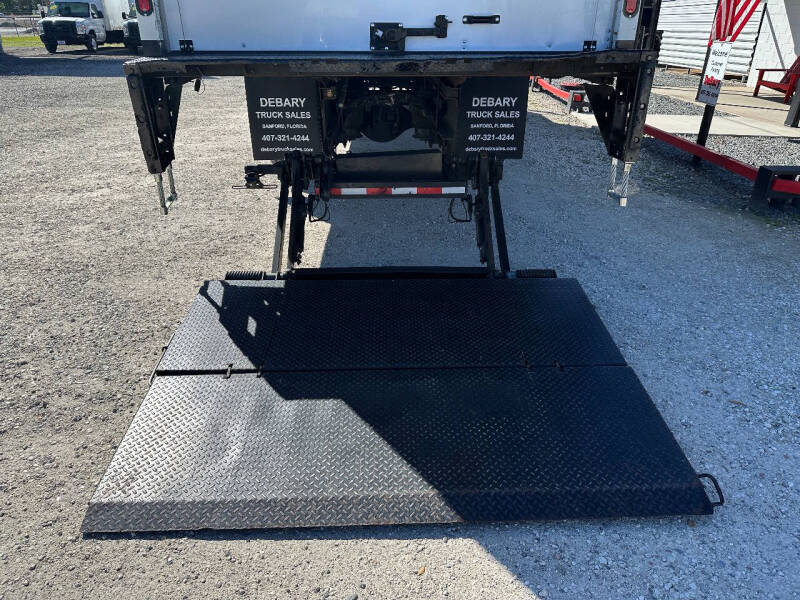 2022 Freightliner M2 106