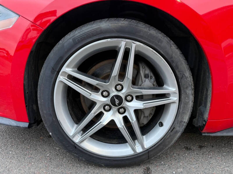 2022 Ford Mustang EcoBoost