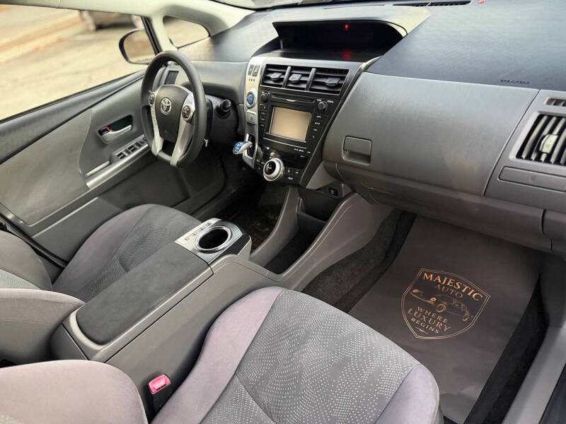 2012 Toyota Prius v Three