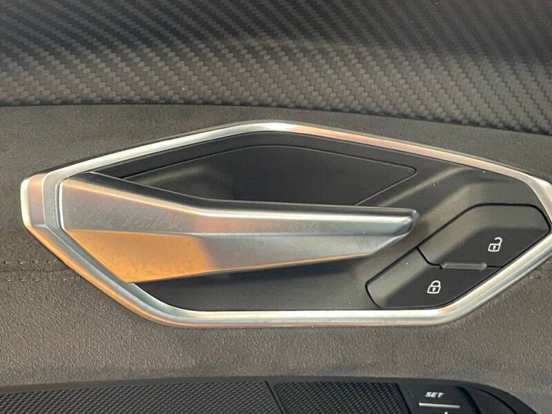 2023 Audi e-tron GT quattro Premium Plus