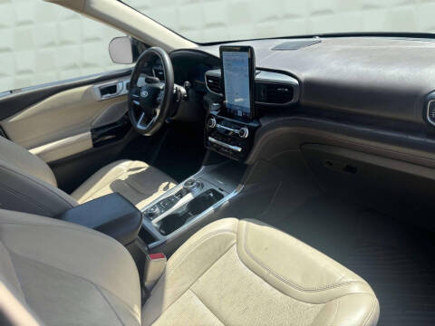 2021 Ford Explorer Platinum