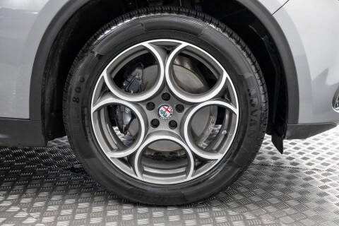 2018 Alfa Romeo Stelvio Sport