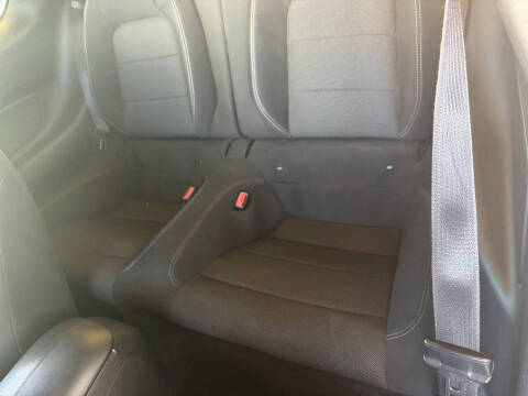 2016 Ford Mustang V6