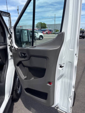 2020 Ford Transit