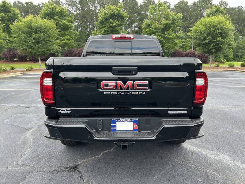 2025 GMC Canyon Elevation