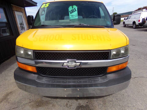 2005 Chevrolet Express 3500 LS