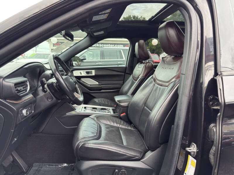 2020 Ford Explorer Platinum