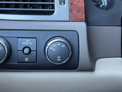 2011 Chevrolet Avalanche LTZ